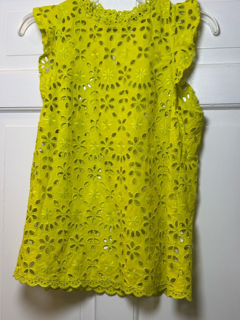 J. Crew Neon Yellow Eyelet Floral Sleeveless Top Keyhole Button Back Women’s S